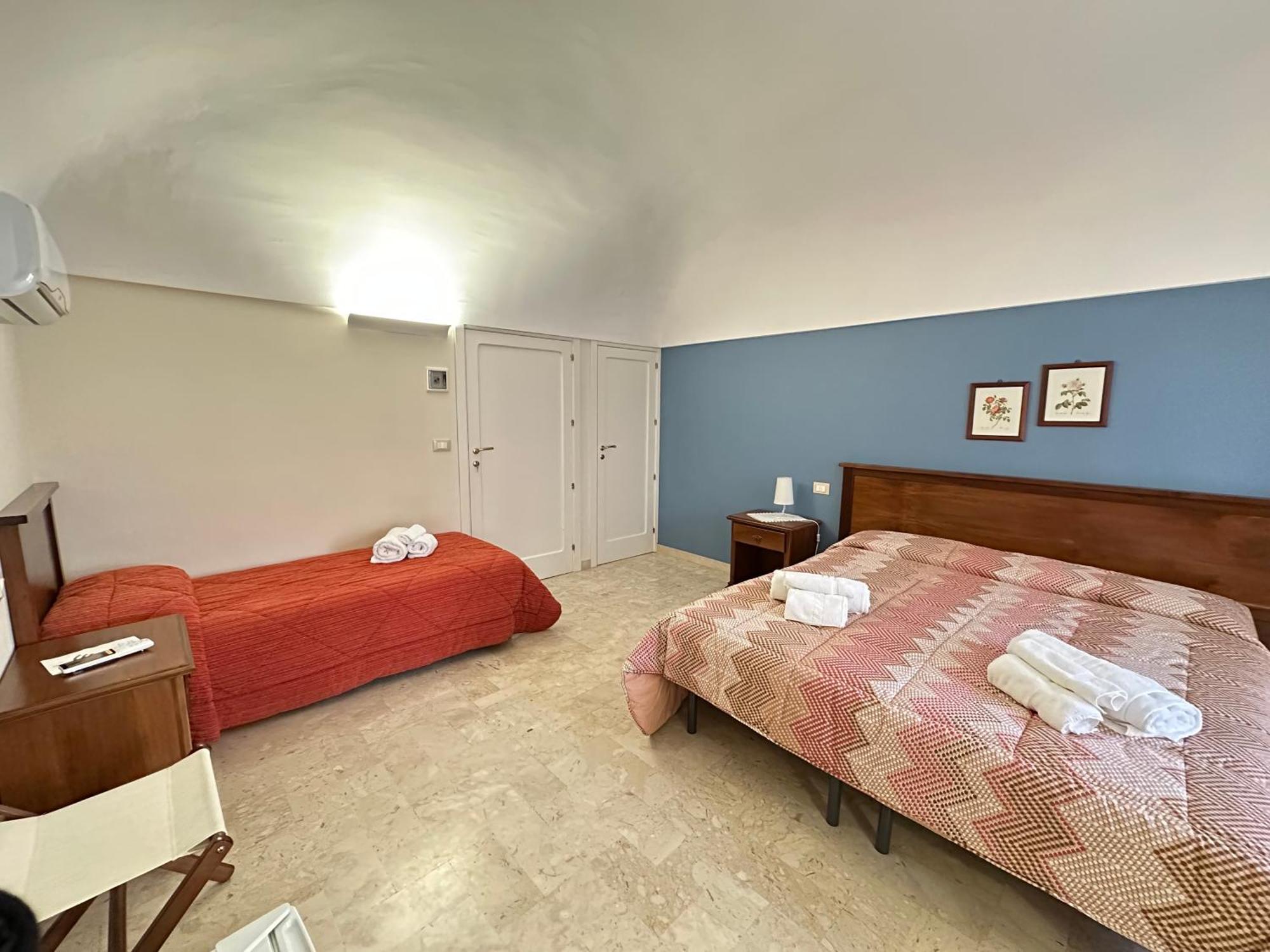 Historic B&B Apartments Home Chiaramonte Gulfi Dış mekan fotoğraf