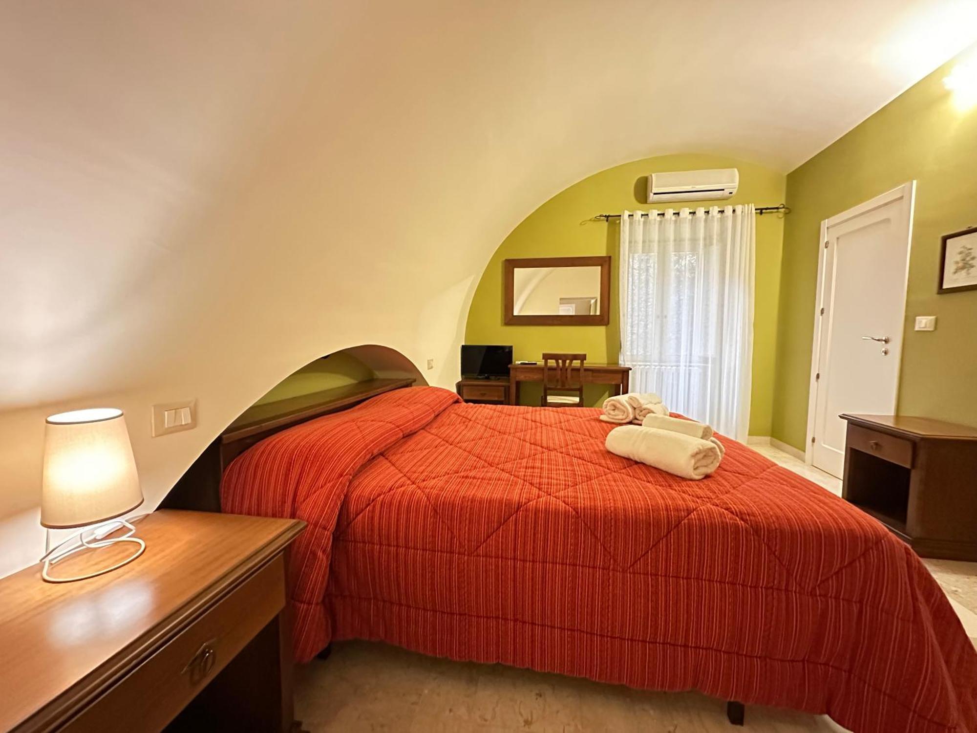 Historic B&B Apartments Home Chiaramonte Gulfi Dış mekan fotoğraf